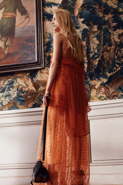 Look 24